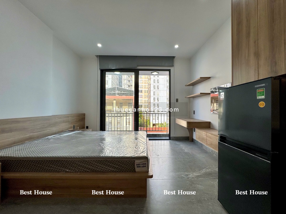 Căn hộ nội thất cao cấp tại Tân Phú – Ban công, tách bếp, giặt riêng.