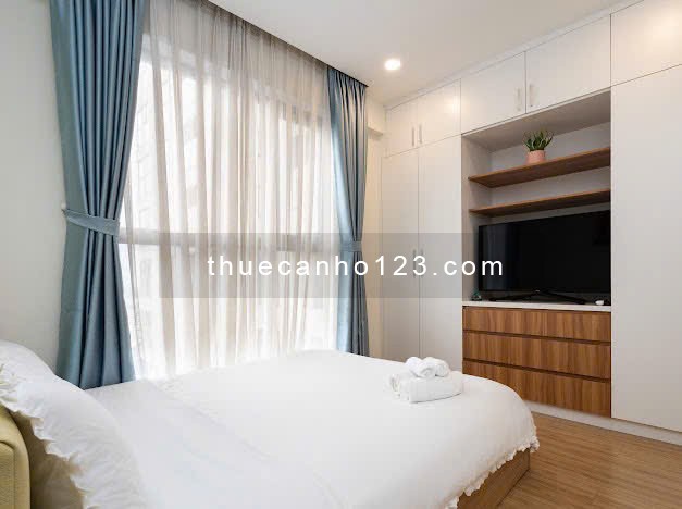 THUÊ MILLENNIUM 2PN2WC 75M2 BAN CÔNG VIEW BITEXCO NGAY CẦU BASON QUẬN 4 SÁT Q1 Q3 LH 0775924600