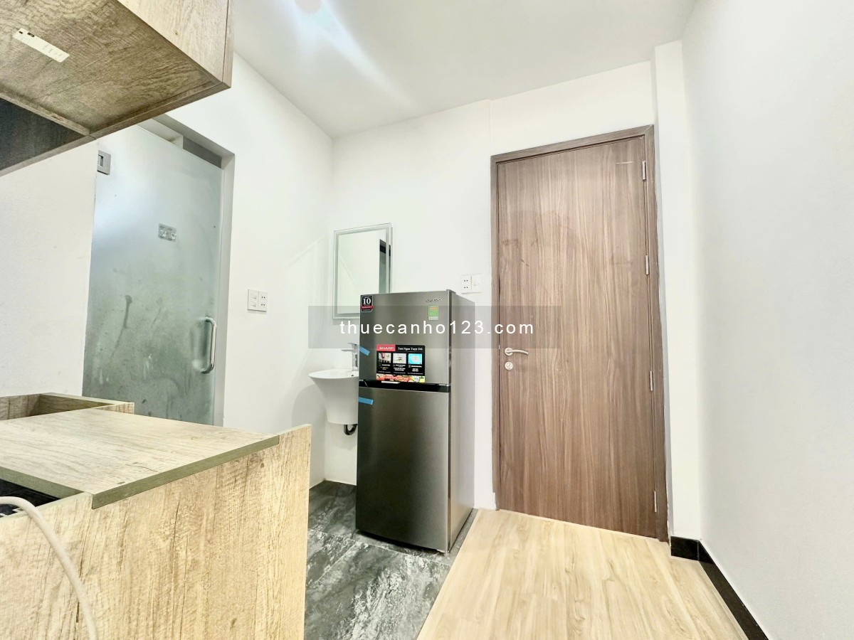 Căn hộ tách bếp, ban công/cửa sổ thoáng 40m² ngay chợ Tân Định, cv Lê Văn Tám - Trần Quang Khải