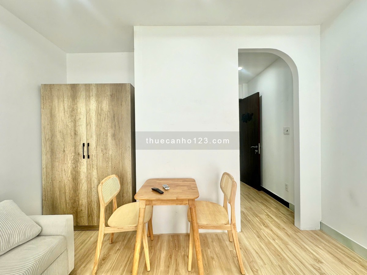 Căn hộ tách bếp, ban công/cửa sổ thoáng 40m² ngay chợ Tân Định, cv Lê Văn Tám - Trần Quang Khải