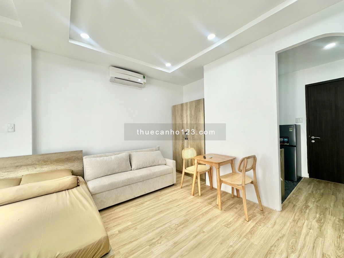 Căn hộ tách bếp, ban công/cửa sổ thoáng 40m² ngay chợ Tân Định, cv Lê Văn Tám - Trần Quang Khải