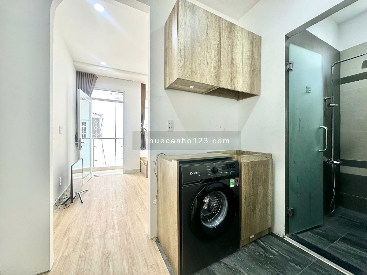 Căn hộ tách bếp, ban công/cửa sổ thoáng 40m² ngay chợ Tân Định, cv Lê Văn Tám - Trần Quang Khải