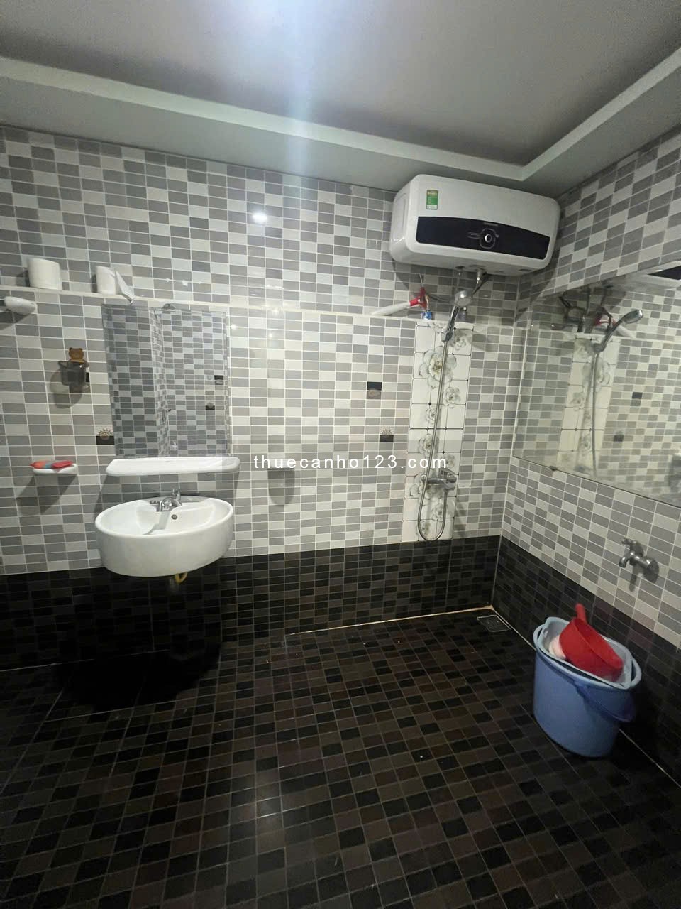 Căn 1p ngủ có nội thất C/c Thái AN 4, Q12 giá 6tr