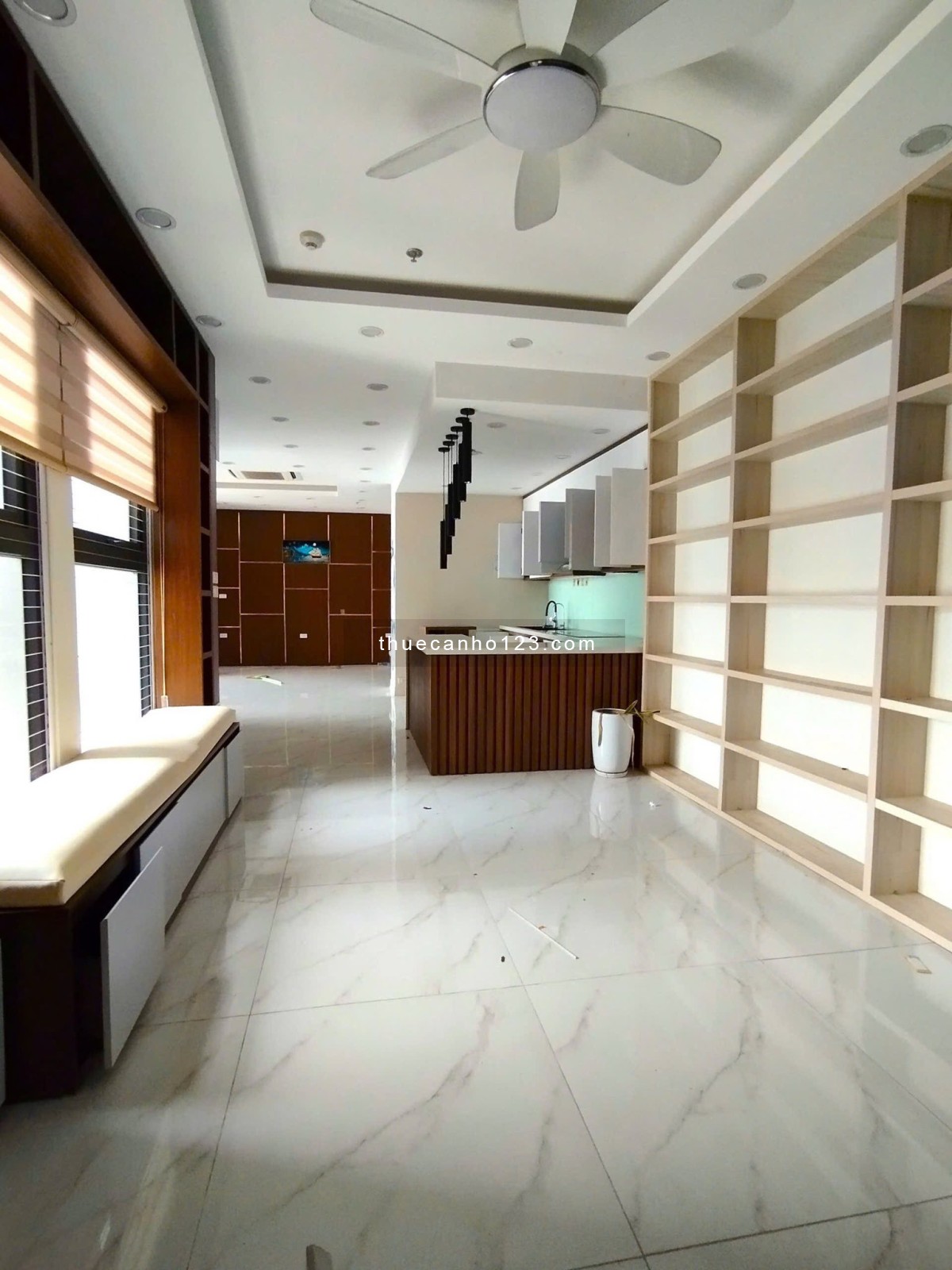 Cho thuê căn 3PN 2WC view thoáng – Giá tốt nhất tại Vinhomes Greenbay