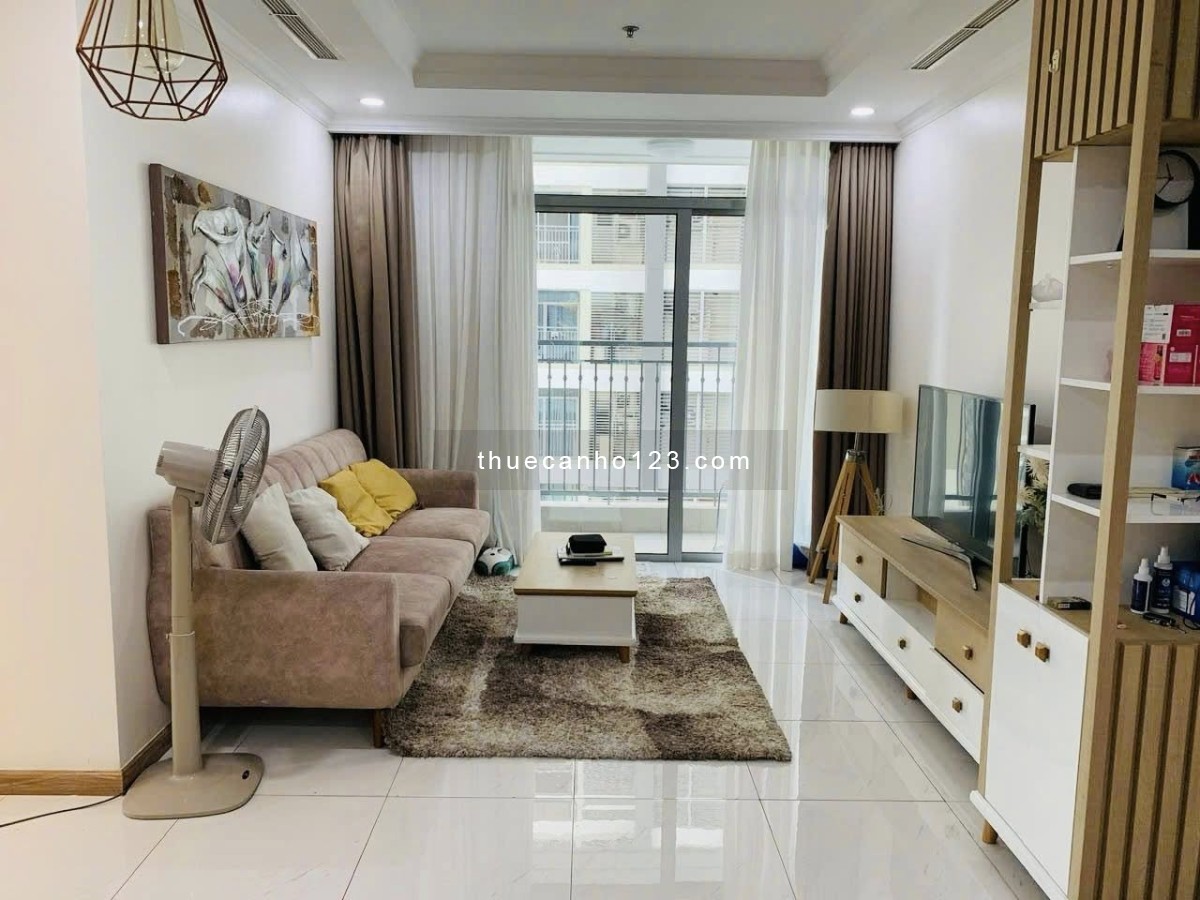 Đang trống 2PN view Landmark 2 tại Vinhomes Central Park