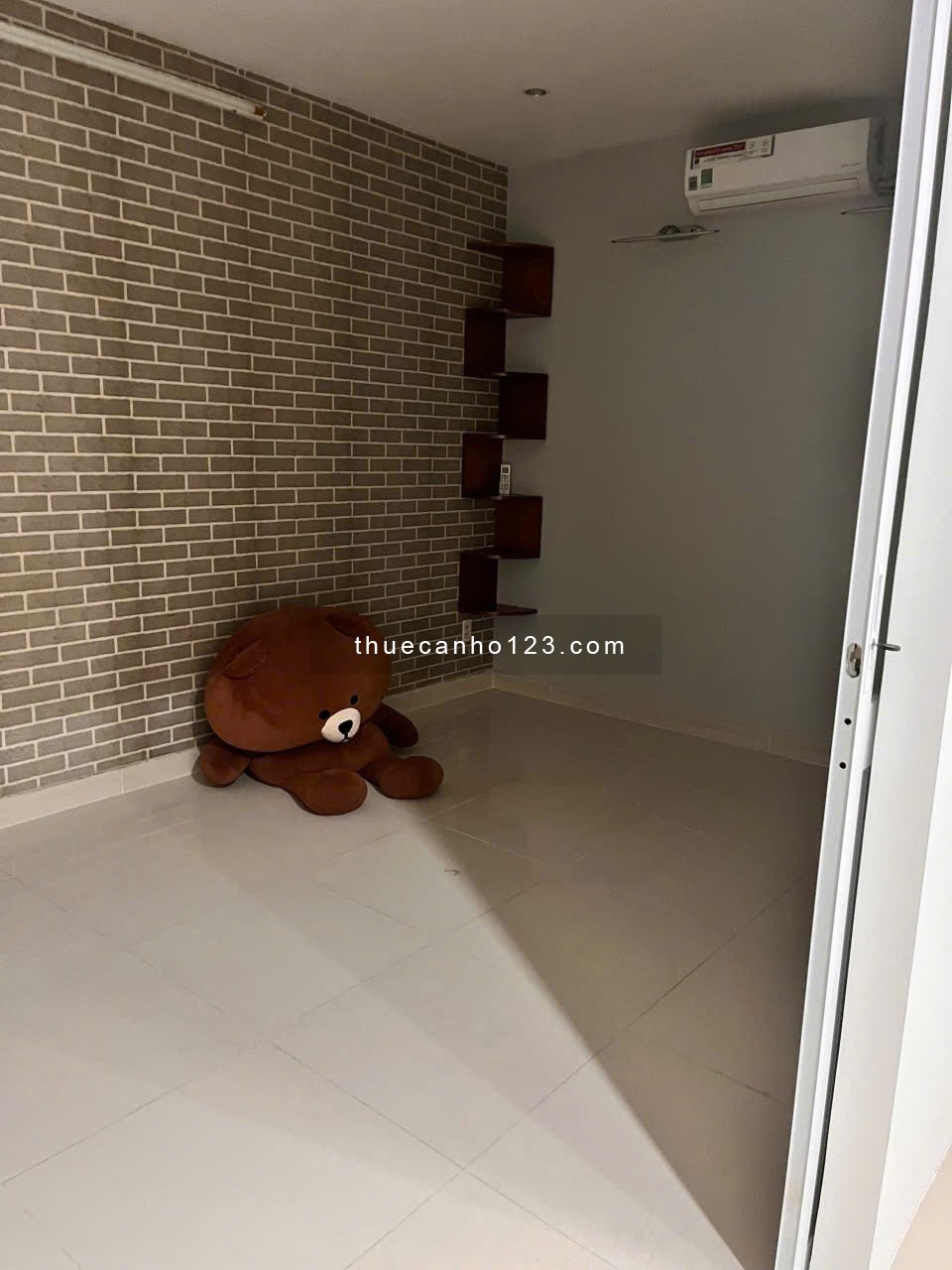 C/c Coopmart Screc, 79m2, Căn góc, 2PN, WC, Trường Sa, Q3, NT, 12tr5/th.