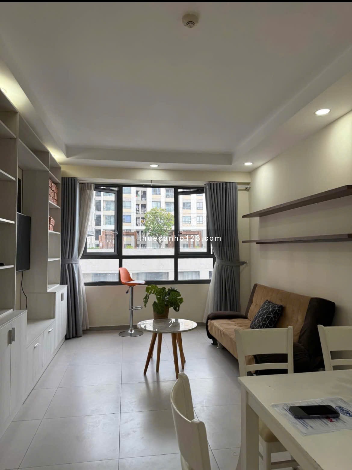 Chung cư Screc, 2PN, Căn góc, NTCB, Trường Sa, P12, Q3, 12tr5/th.