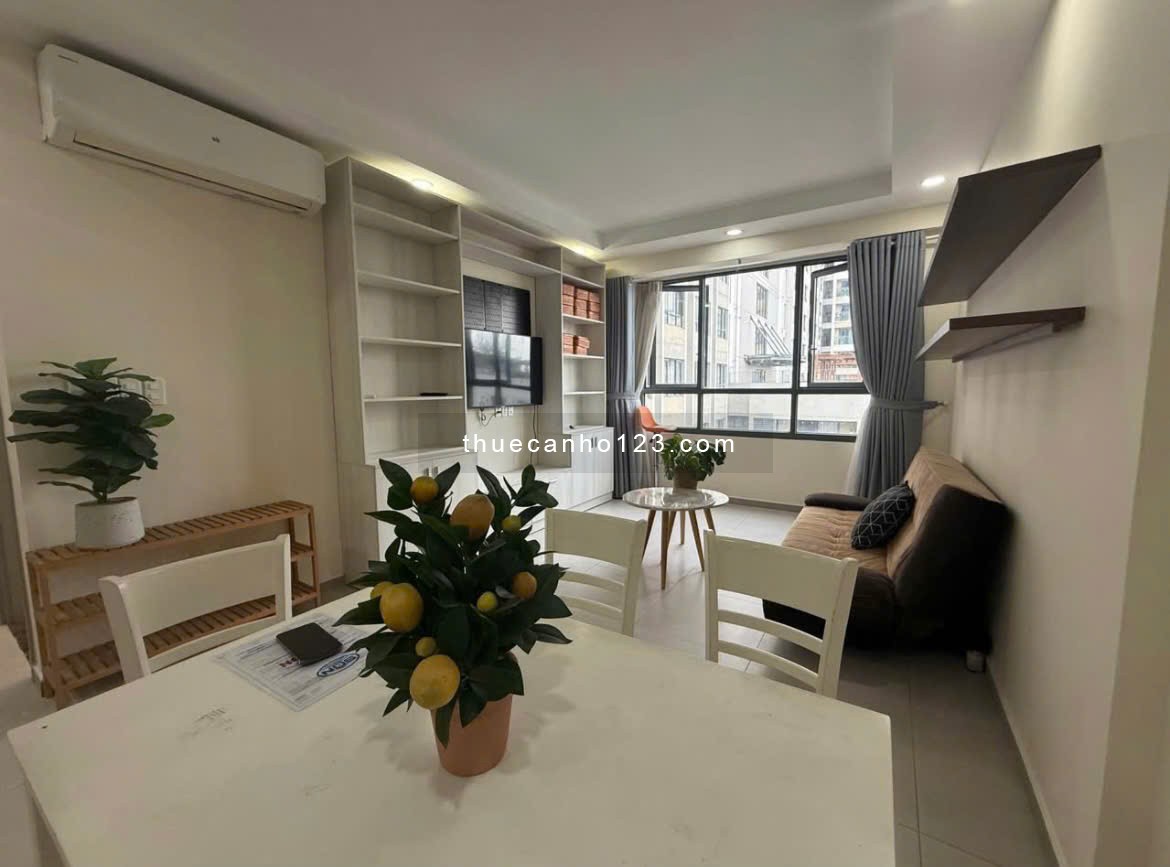 Chung cư Screc, 2PN, Căn góc, NTCB, Trường Sa, P12, Q3, 12tr5/th.