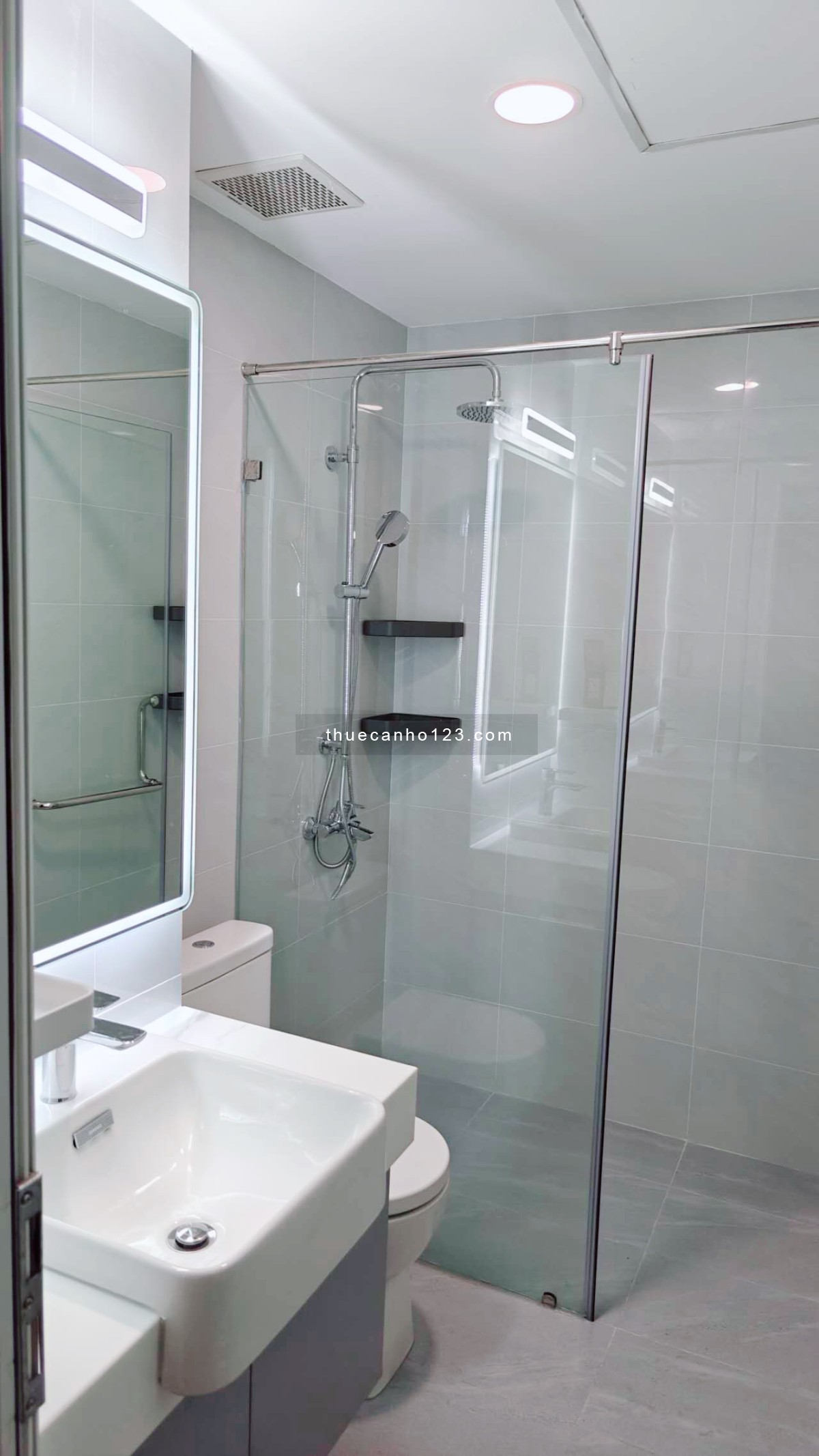 Cho thuê căn hộ chung cư Xi Grand Court Chính Chủ