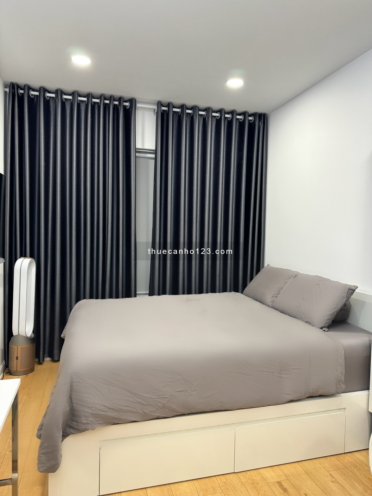 Cho thuê căn hộ chung cư Xi Grand Court Chính Chủ