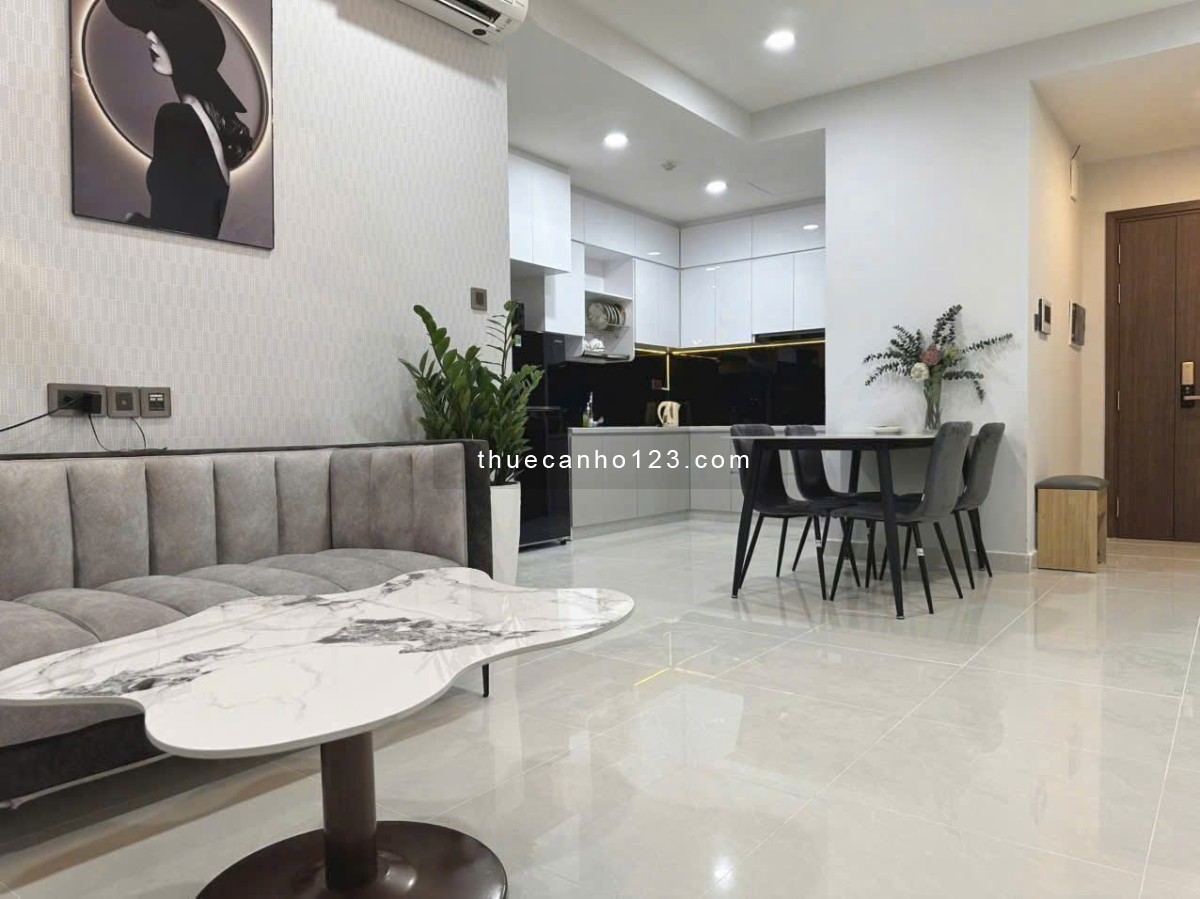 CHO THUÊ SAIGON ROYAL 2PN2WC 88m2 VIEW SÔNG BITEXCO BẾN VÂN ĐỒN QUẬN 4 SÁT Q1 Q3 LH 0775924600