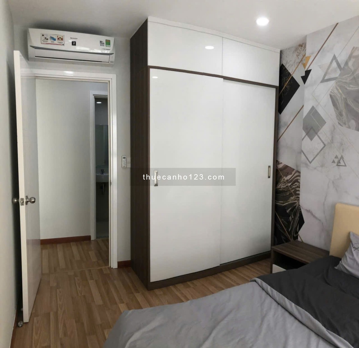 Chung cư Nguyễn Phúc Nguyên, Q3: 74m2, 2p ngủ, NTCB, 12,5tr