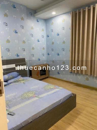 Chung cư 590, CMT8, P. 11, Quận 3 căn 2p ngủ, có NTCB, ban công 12tr/th