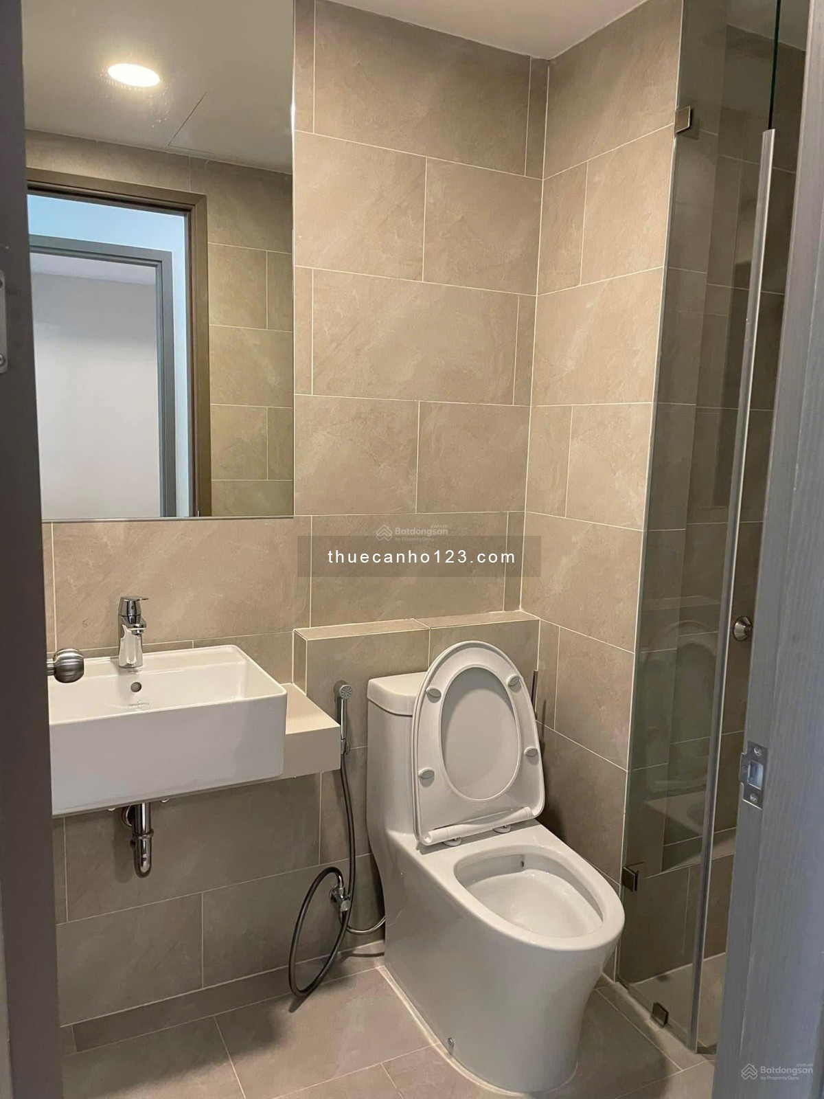 Cập nhật giỏ hàng cho thuê West Gate Bình Chánh tháng 11/2025