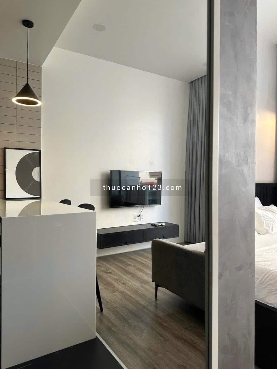 Cho thuê studio full nội that hiện đại - Ban công, máy giặt riêng gần công viên Hoàng Văn Thụ