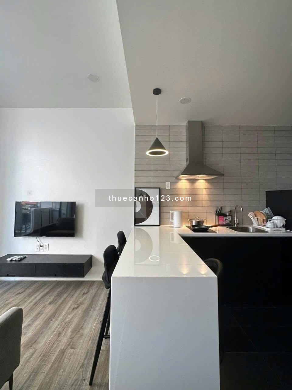 Cho thuê studio full nội that hiện đại - Ban công, máy giặt riêng gần công viên Hoàng Văn Thụ