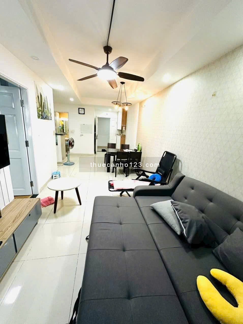 C/c Srec, Coopmart Trường Sa, Q3, 78m2, 2PN, 12tr5/tháng.