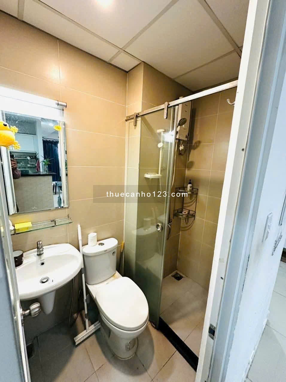 C/c Srec, Coopmart Trường Sa, Q3, 78m2, 2PN, 12tr5/tháng.