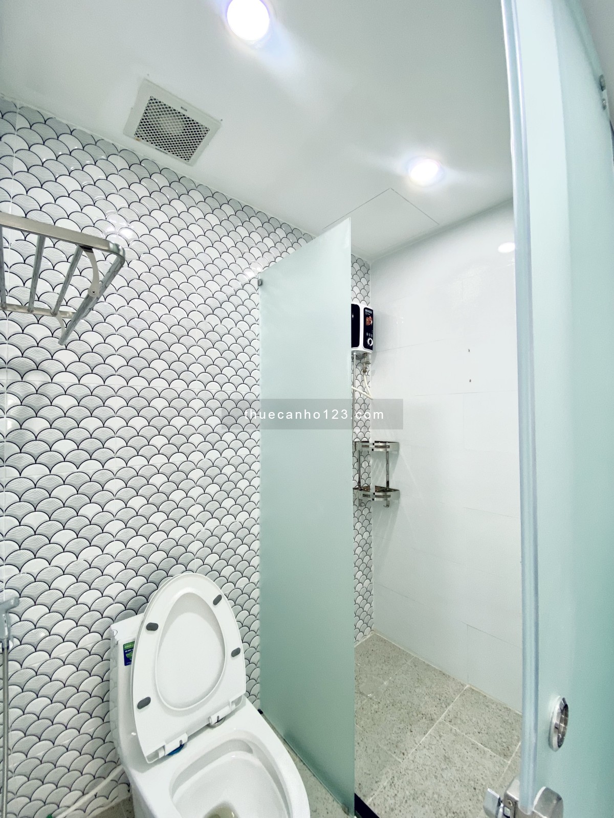 Căn Hộ 1 Phòng Ngủ Hiện Đại Tại Khu Biệt Thự Ven Sông Sài Gòn View Landmark 81