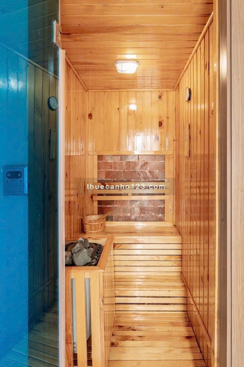 Thuê Millennium penthouse 3PN 3WC view sông Sài Gòn tầng cao nhất Bến Vân Đồn Q4 gần Q1 Q3 Bitexco