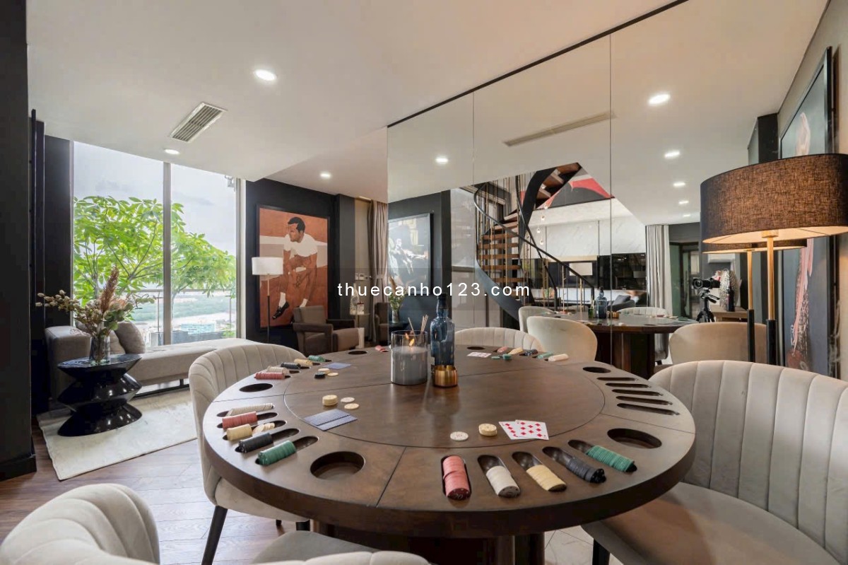 Thuê Millennium penthouse 3PN 3WC view sông Sài Gòn tầng cao nhất Bến Vân Đồn Q4 gần Q1 Q3 Bitexco