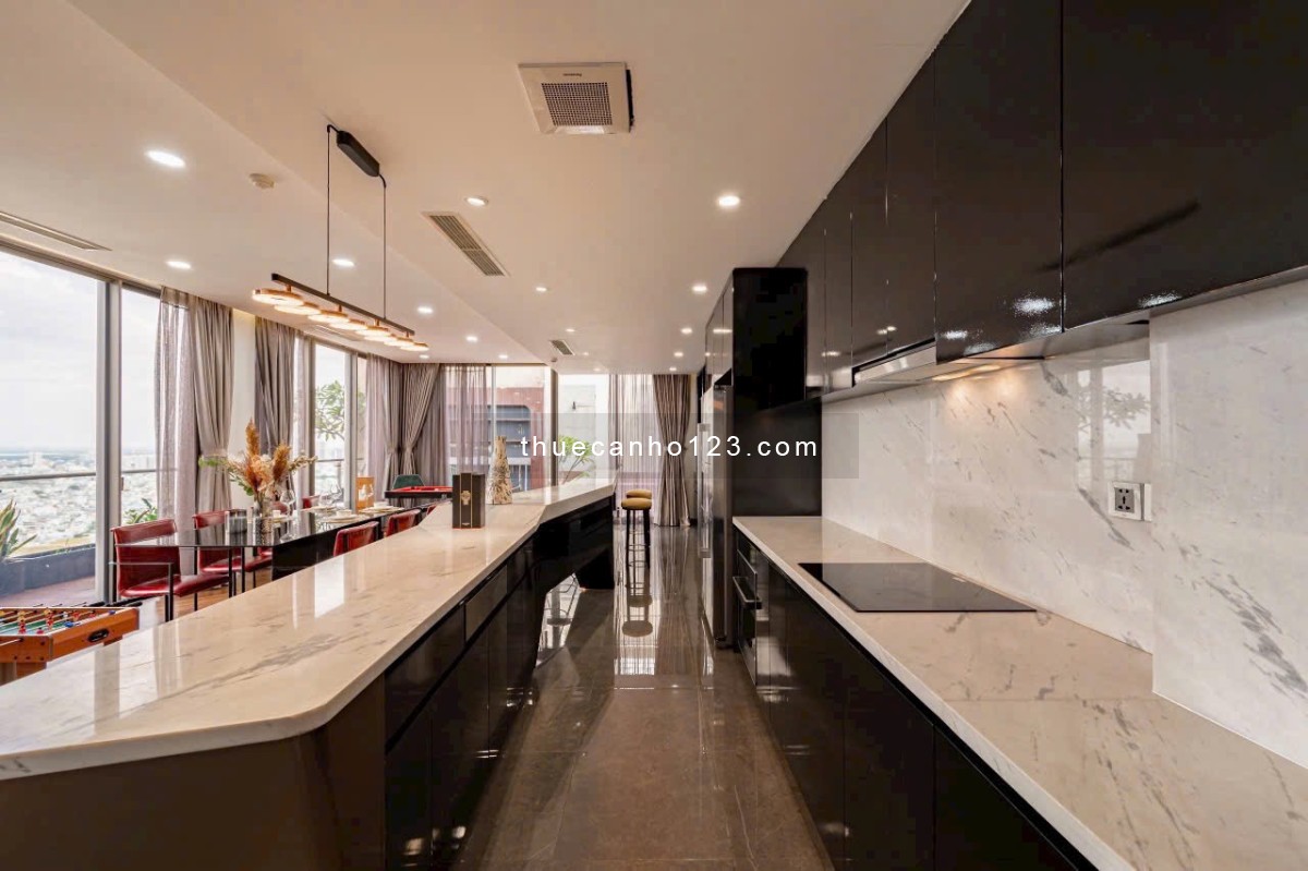 Thuê Millennium penthouse 3PN 3WC view sông Sài Gòn tầng cao nhất Bến Vân Đồn Q4 gần Q1 Q3 Bitexco