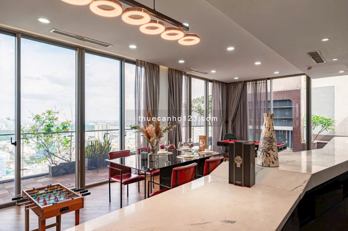 Thuê Millennium penthouse 3PN 3WC view sông Sài Gòn tầng cao nhất Bến Vân Đồn Q4 gần Q1 Q3 Bitexco