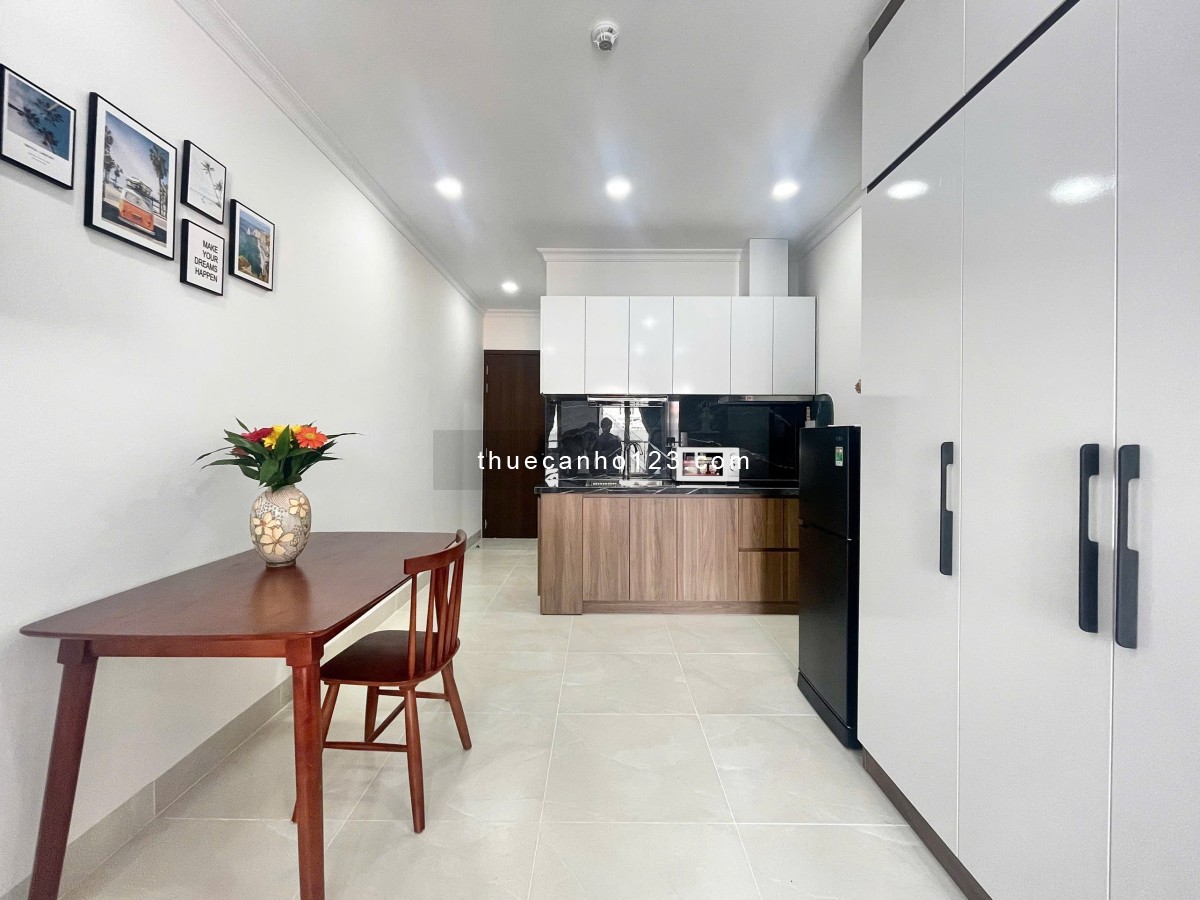 Cho thuê căn hộ studio - Ban công - Gần sân bay Tân Sơn Nhất - Tân Bình