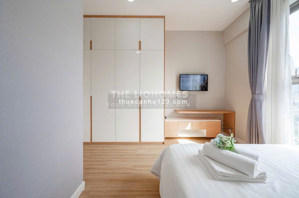 Cho thuê Millennium 2PN 2WC 65m2 view hồ bơi và quận 1 tại Bến Vân Đồn Quận 4