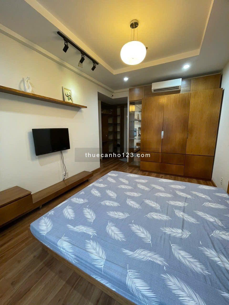 C/c Sacomreal 584, Tân Phú rộng 91m2, 2p ngủ, NTCC giá 12tr