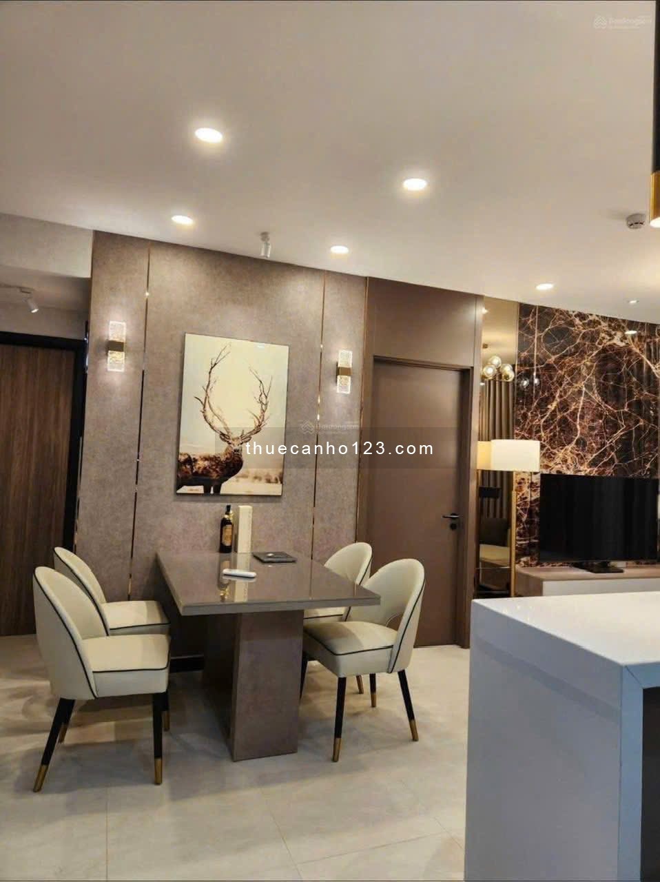 Cho thuê căn hộ De La Sol - 2 phòng ngủ, 2 vệ sinh – diện tích 84m², full nội thất