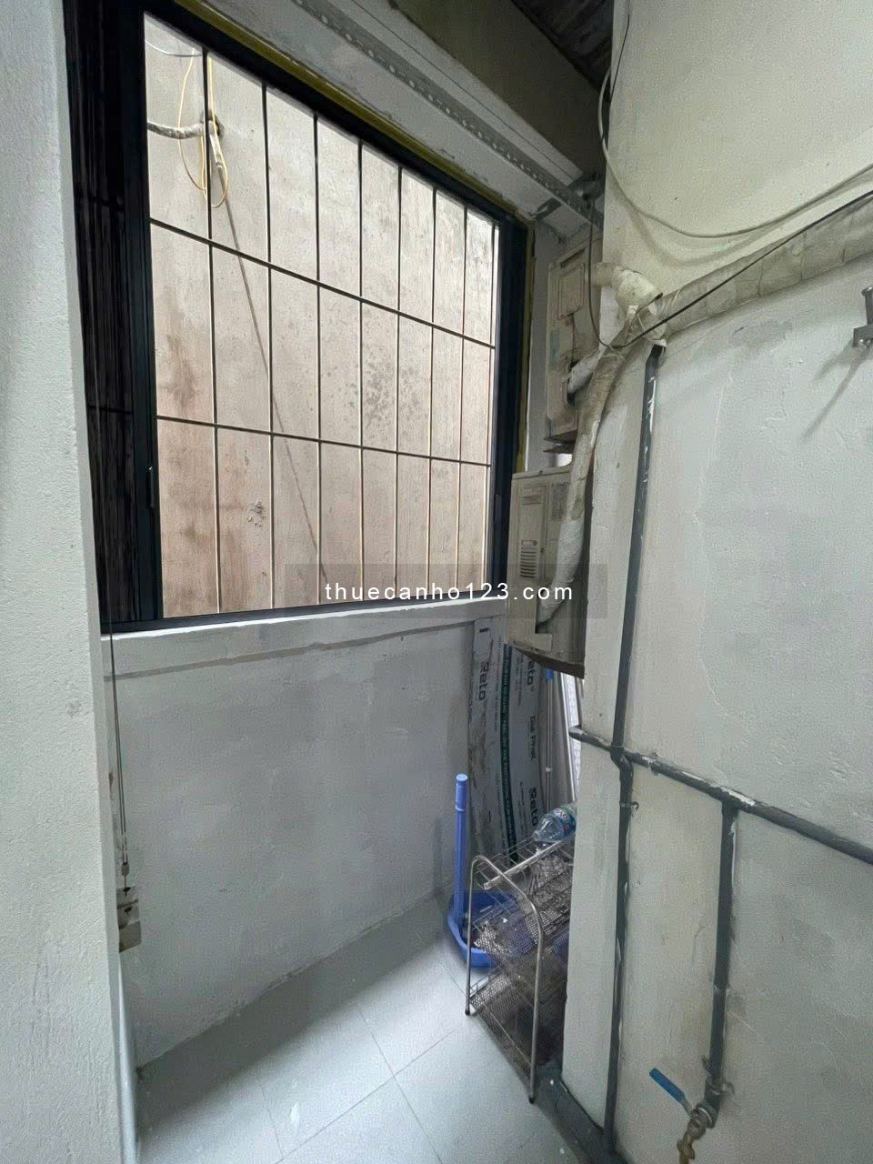 C/c Trương Định, P. Võ Thị Sáu, Q3, 73m2, 2PN, Lầu 2, 9tr/tháng.