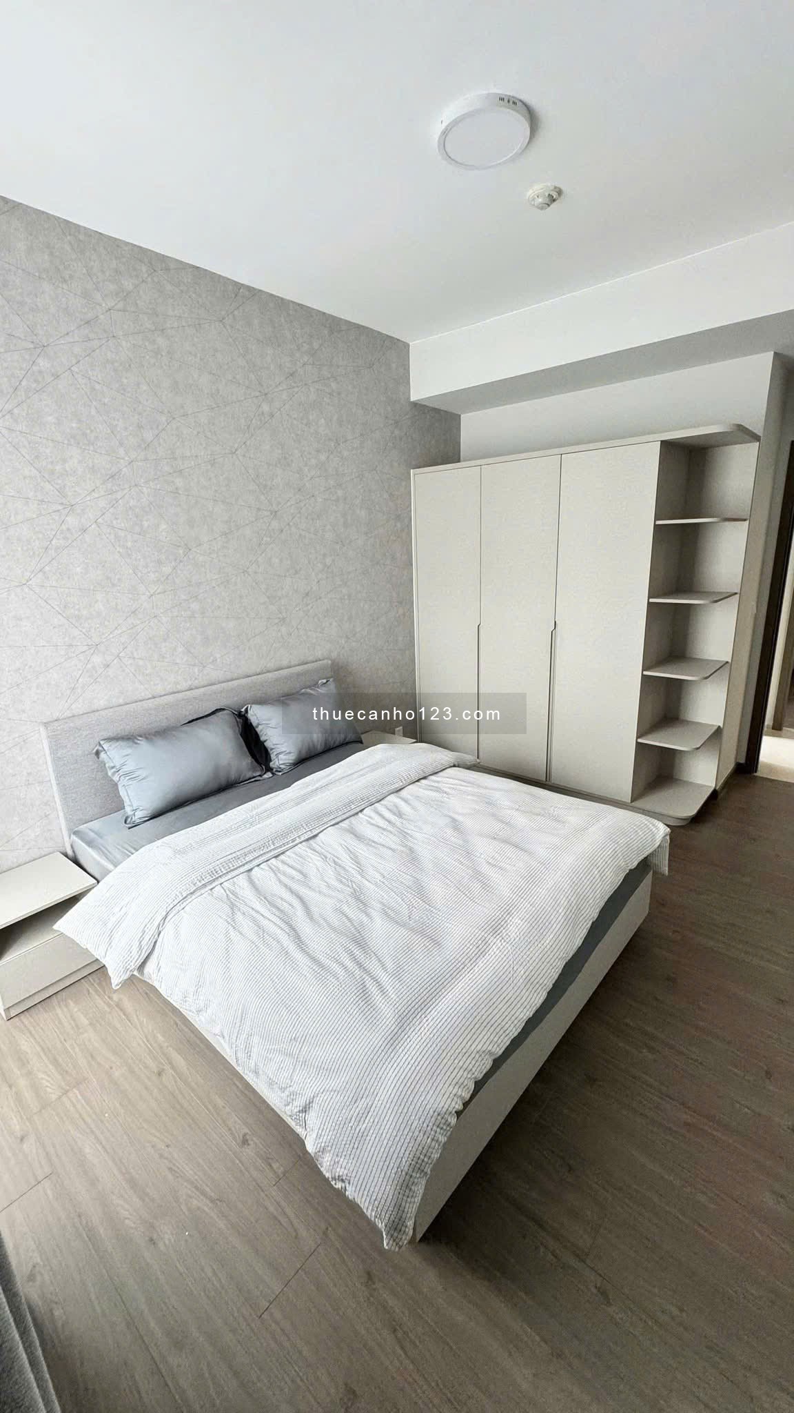 C/C Cao Cấp Satra, Phan Đăng Lưu, Phú Nhuận, 135m2, 3PN, 2WC, 22tr/th.