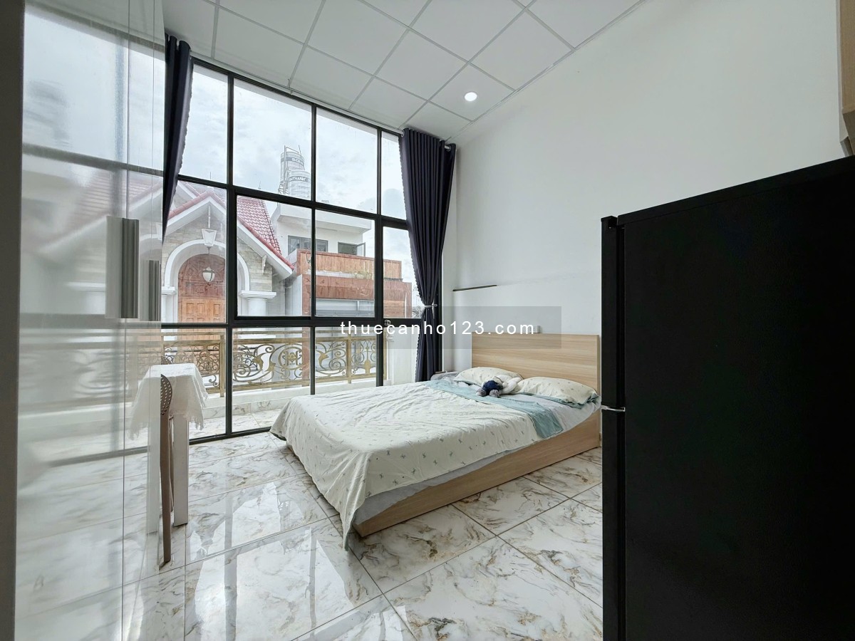 Cho thuê căn Studio mới ban công tại Cộng Hòa kế bên Etown