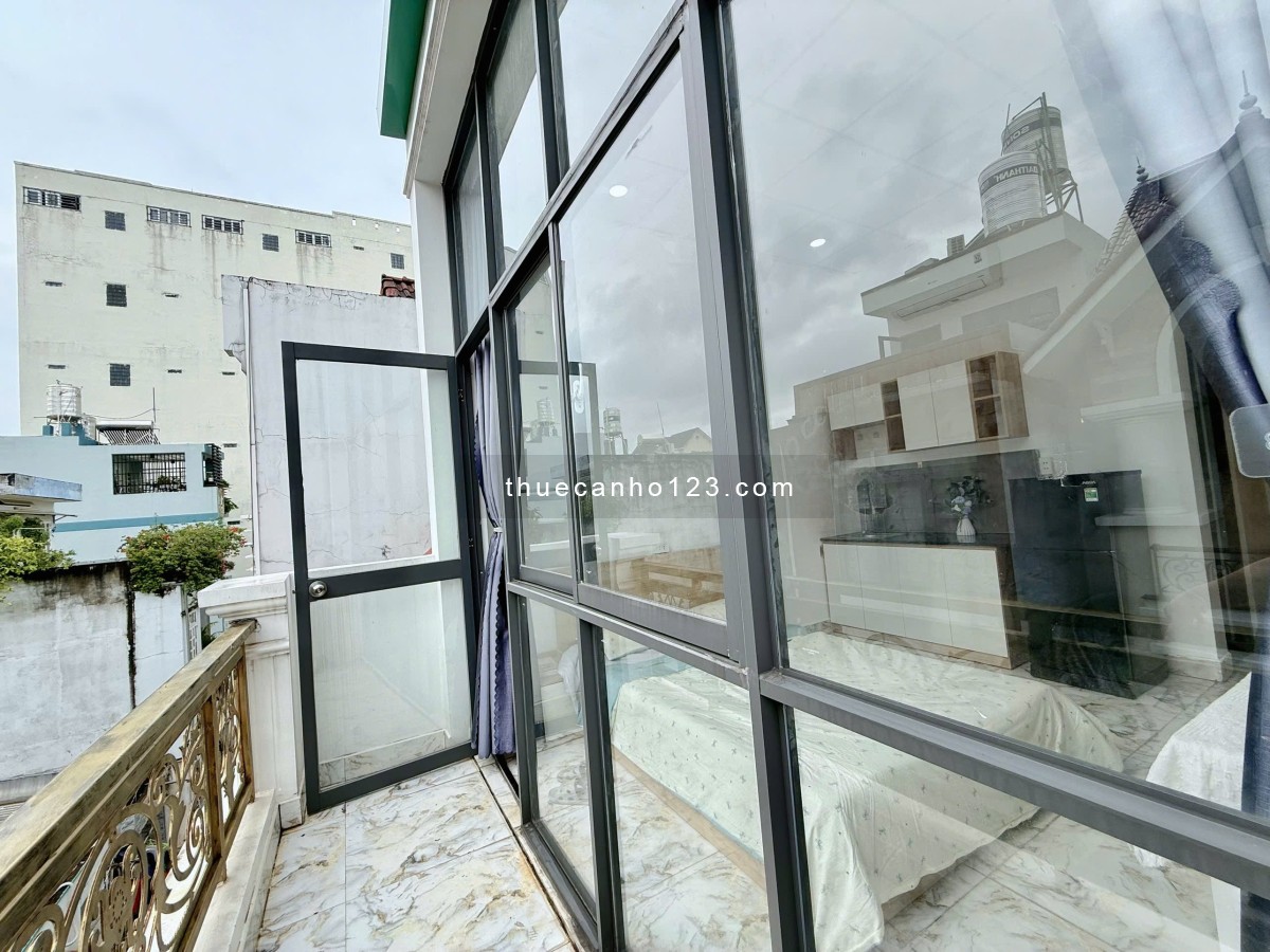 Cho thuê căn Studio mới ban công tại Cộng Hòa kế bên Etown