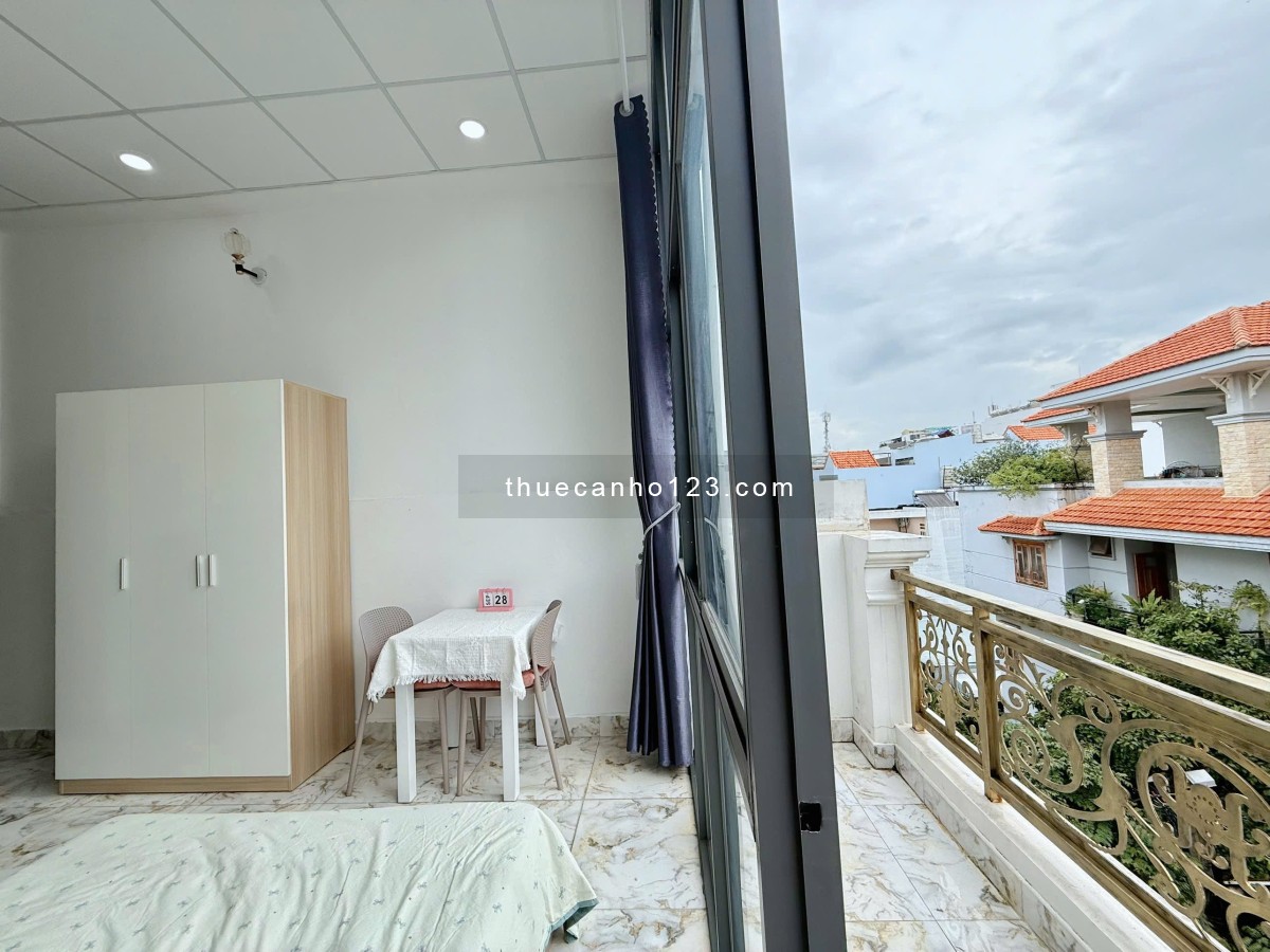 Cho thuê căn Studio mới ban công tại Cộng Hòa kế bên Etown