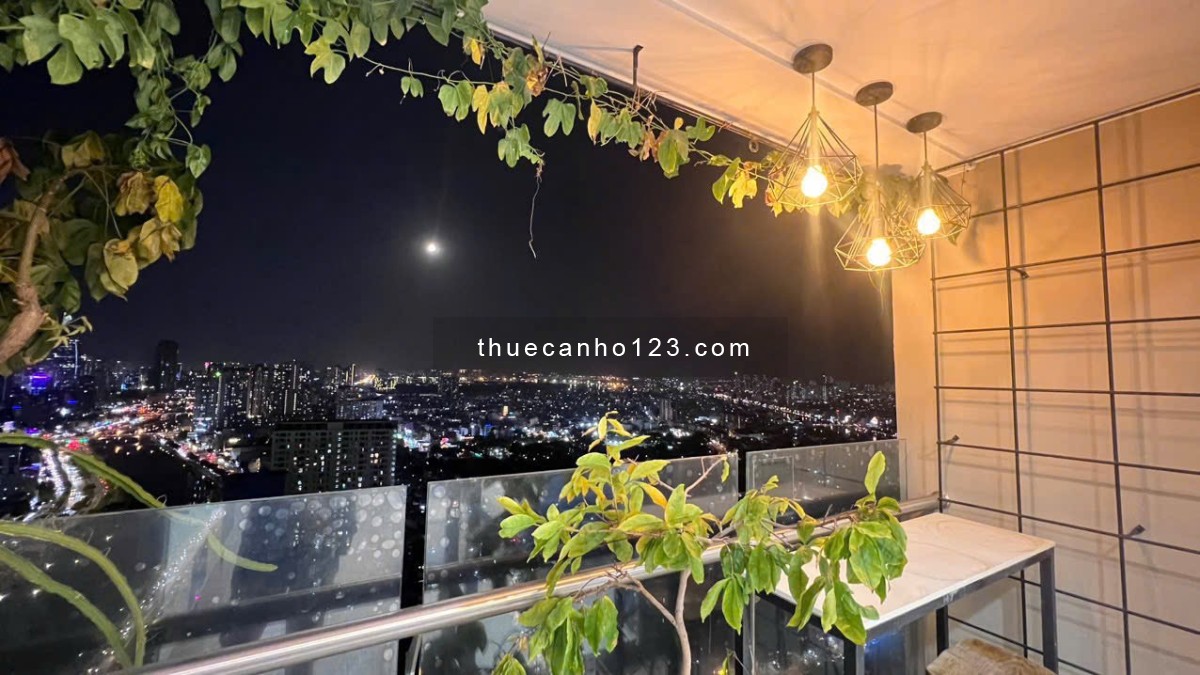 THUÊ GOLD VIEW 2PN2WC 80M2 BAN CÔNG VIEW SÔNG SÁT CẦU NGUYỄN VĂN CỪ QUẬN 4 SÁT Q1 Q3 LH 0775924600