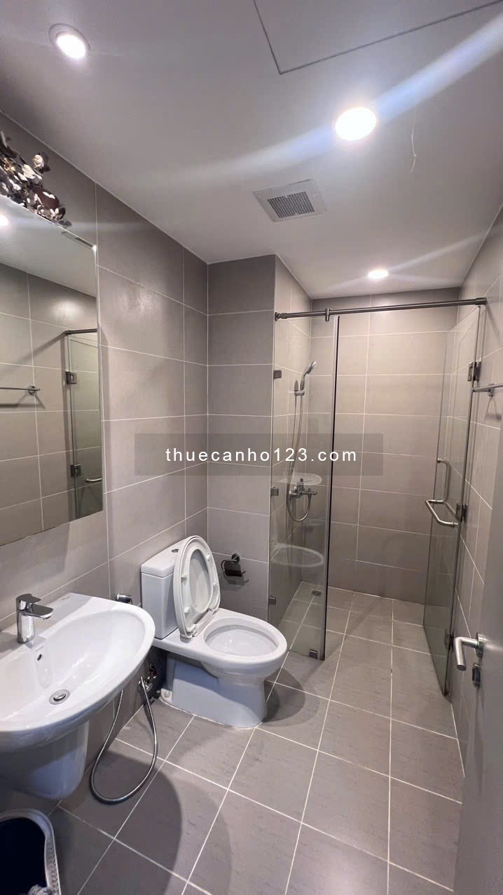 THUÊ GOLD VIEW 2PN2WC 80M2 BAN CÔNG VIEW SÔNG SÁT CẦU NGUYỄN VĂN CỪ QUẬN 4 SÁT Q1 Q3 LH 0775924600