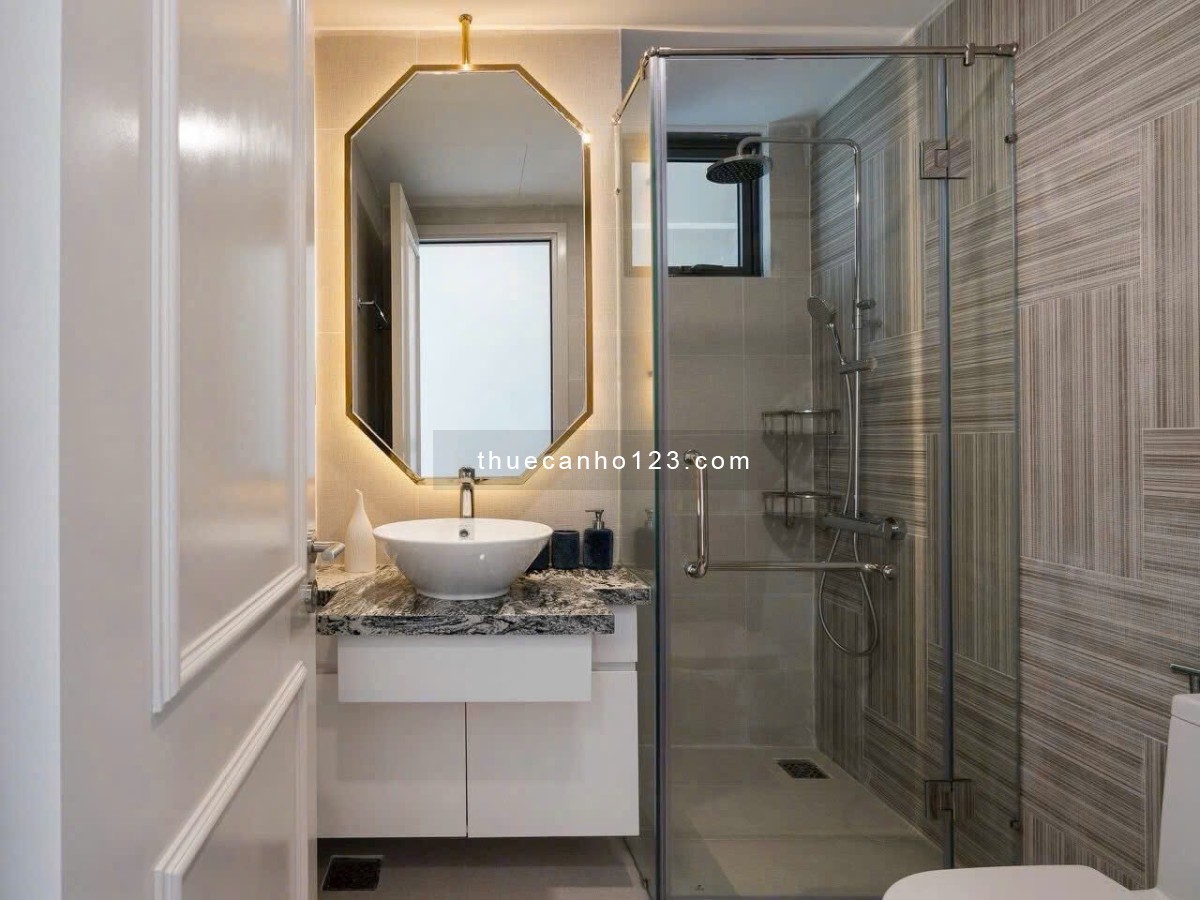 THUÊ GOLD VIEW 2PN 2WC 80M2 NỘI THẤT CAO CẤP VIEW BITEXCO BẾN VÂN ĐỒN Q4 SÁT Q1 Q3 LH 0775924600