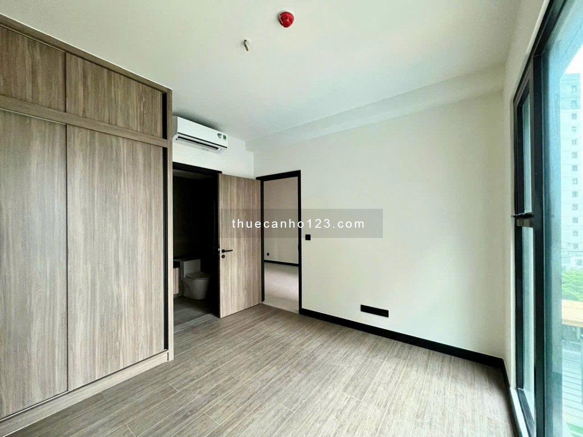 Cho thuê Delasol 2PN 2WC 75m2 tầng cao view nội khu yên tĩnh tại số 1 Tôn Thất Thuyết Quận 4