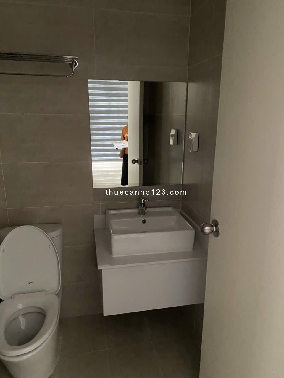 CHO THUÊ CĂN HỘ OFFICETEL LAVIDA PLUS - GIÁ TỐT 10 TRIỆU/THÁNG