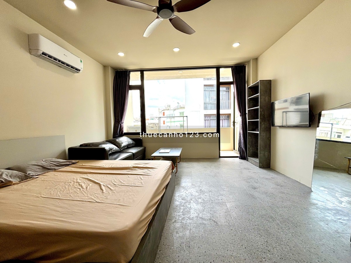 Căn Hộ Mới 100% - 45m2 - Ban Công Lớn - Gần Công Viên Gia Định - Sân Bay - Thang Máy - Full NT