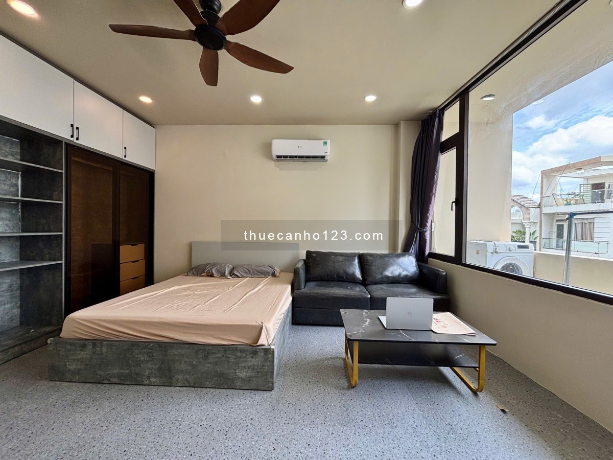 Căn Hộ Mới 100% - 45m2 - Ban Công Lớn - Gần Công Viên Gia Định - Sân Bay - Thang Máy - Full NT