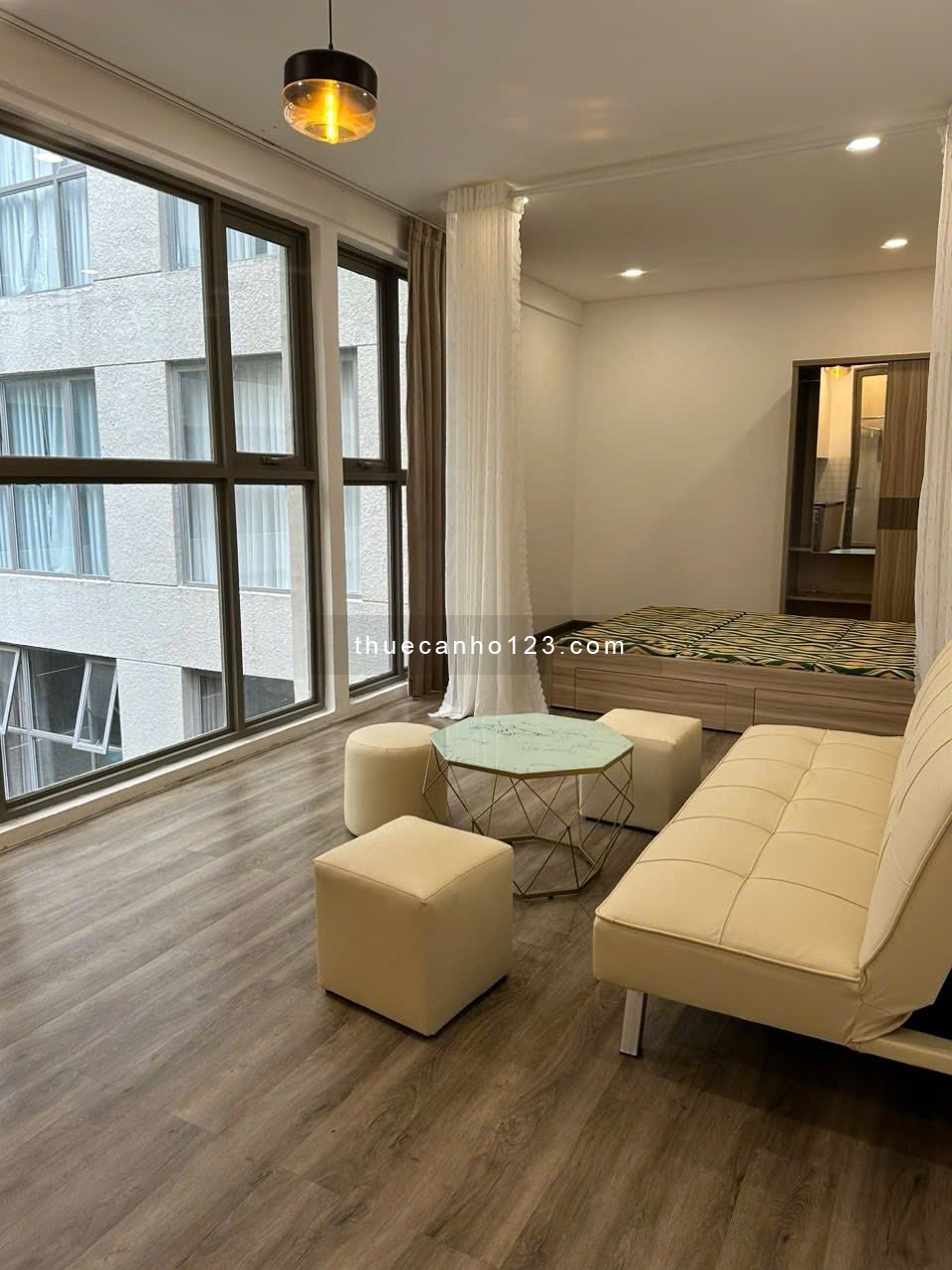Căn hộ studio Masteri Millennium Quận 4 cho thuê