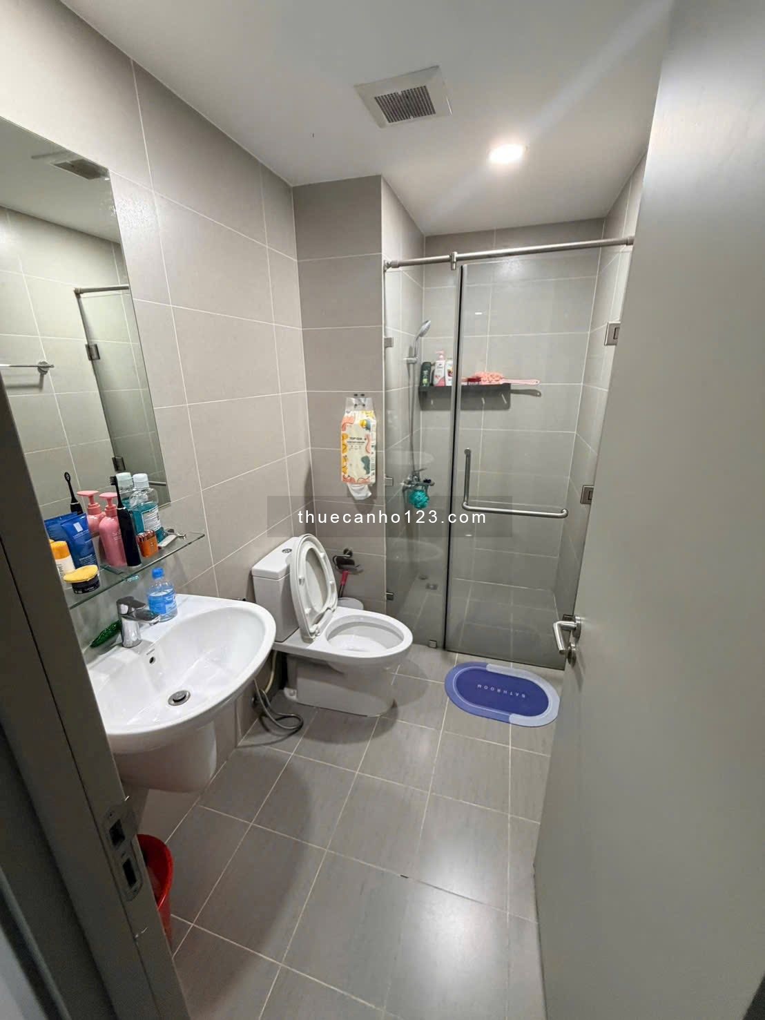Cho thuê căn hộ 2PN2WC Gold View – View trực diện sông