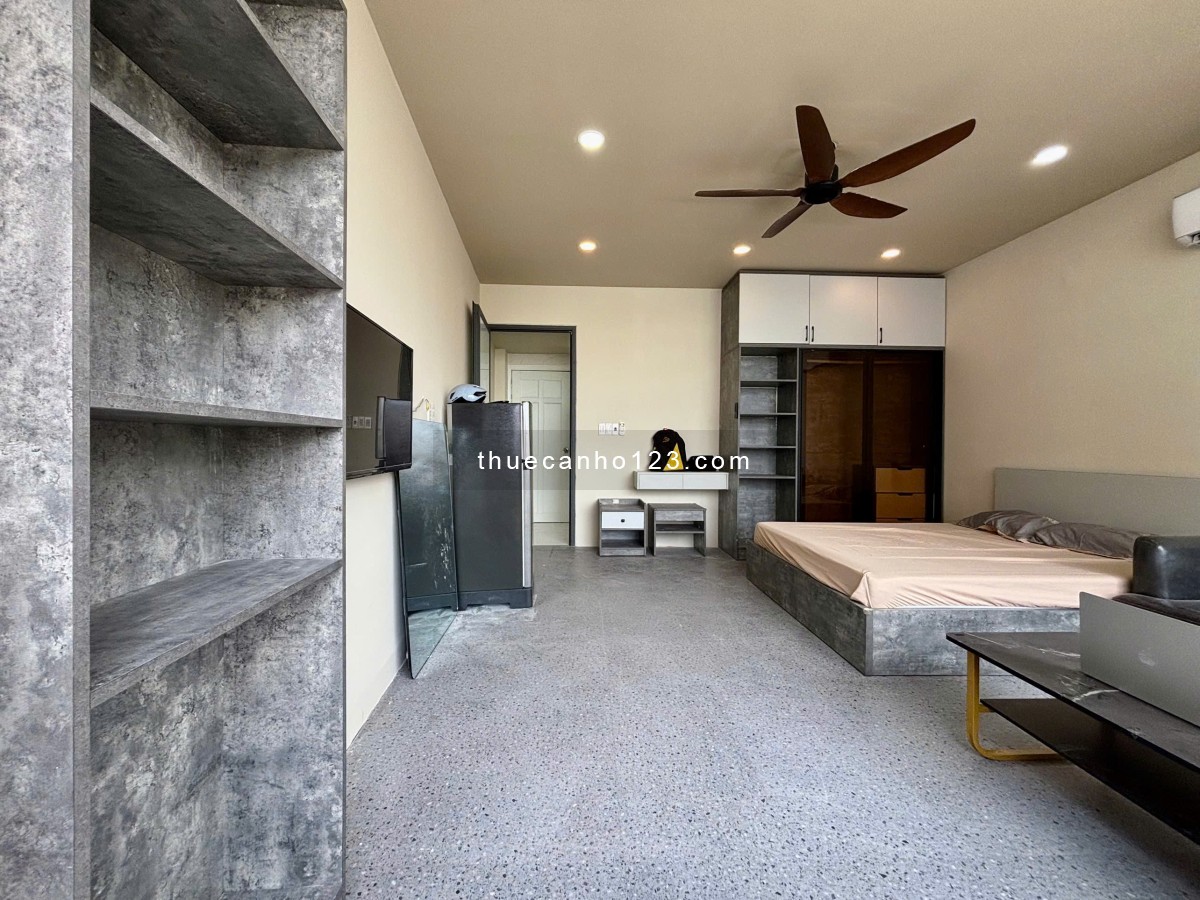 Căn Hộ Mới 100% - 45m2 - Ban Công Lớn - Gần Công Viên Gia Định - Sân Bay - Thang Máy - Full NT