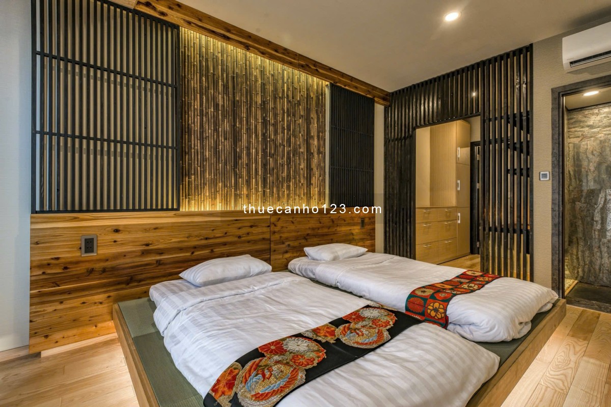 Thuê Saigon Royal 2PN 2WC view sông SG Bitexco tại Bến Vân Đồn Q4 gần Q1 Q3 Takashimaya Nguyễn Huệ