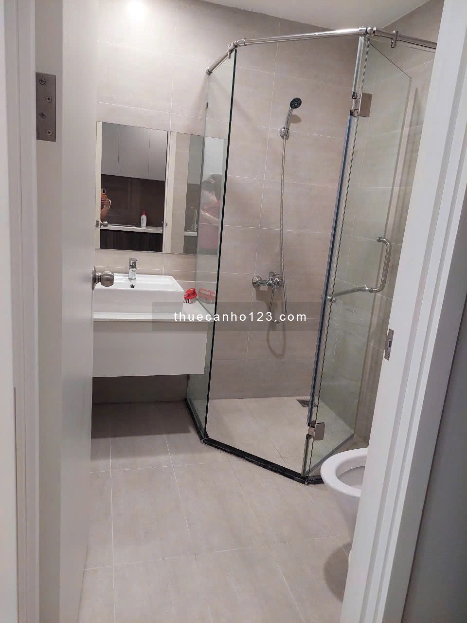 Cho thuê căn hộ officetel Lavida Plus - Giá tốt 11 triệu/tháng, nhà full nội thất