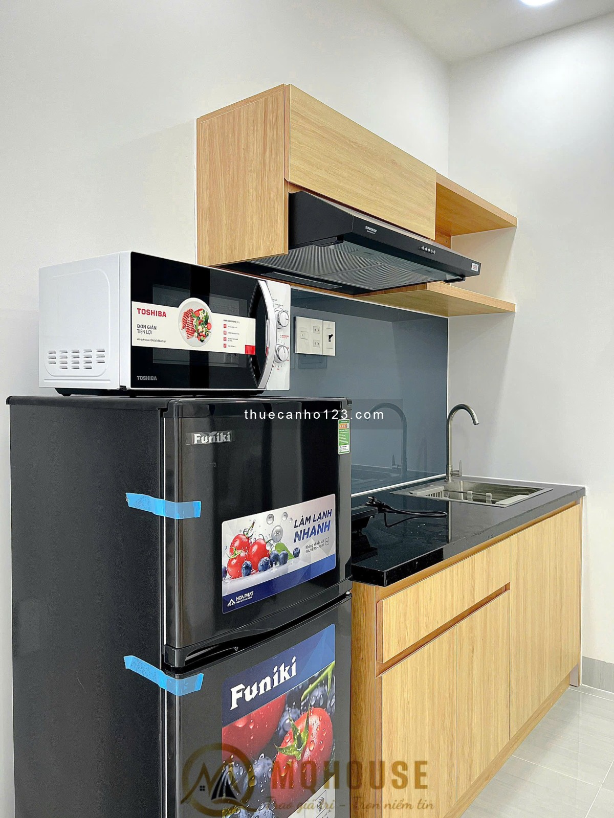 Căn Hộ Full Nội Thất - Thang Máy Hầm Xe - Ngay Hàng Xanh - ĐH UEF - Cầu Thị Nghè - Thảo Cầm Viên