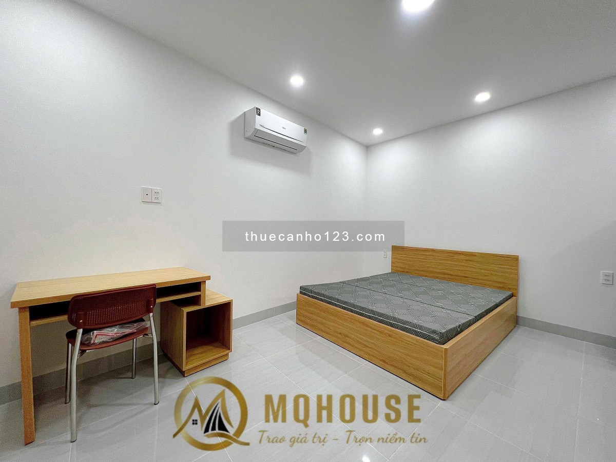 Căn Hộ Full Nội Thất - Thang Máy Hầm Xe - Ngay Hàng Xanh - ĐH UEF - Cầu Thị Nghè - Thảo Cầm Viên